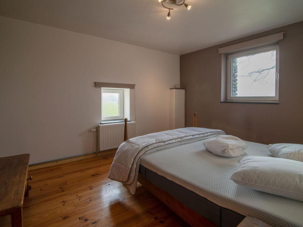 Very Spacious House With Sauna Spa And Countryside Views Gouvy Εξωτερικό φωτογραφία